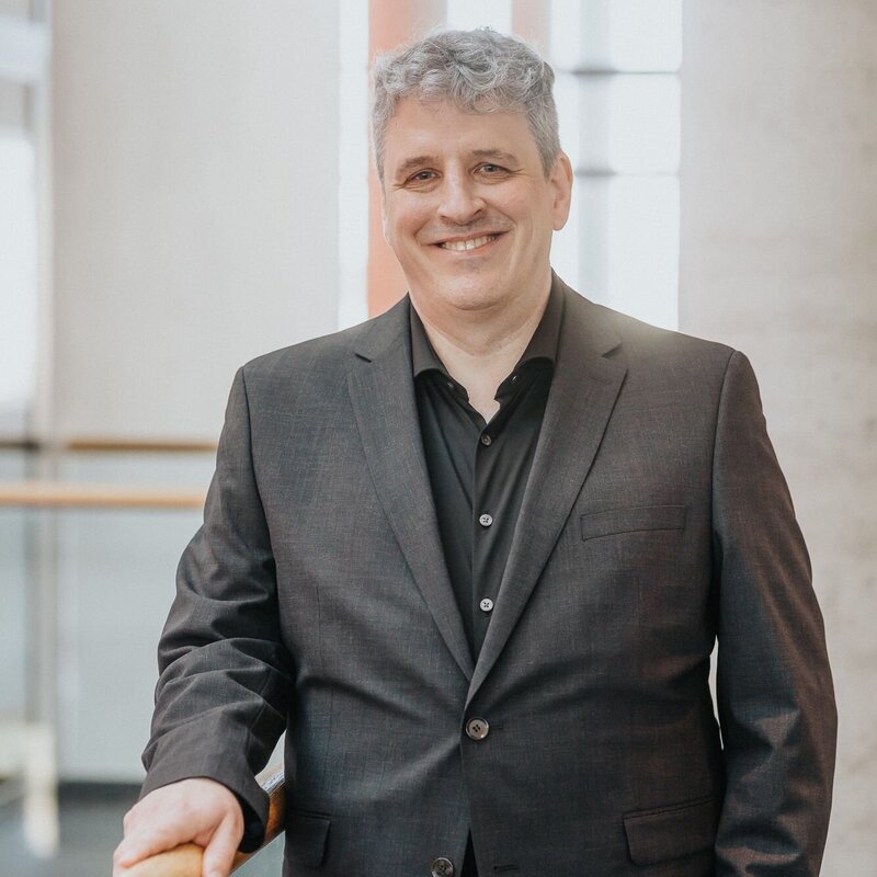 Prof. Dr. Hans-Christian Jetter Prof. Dr. Hans-Christian Jetter Stellvertretende Studiengangsleitung